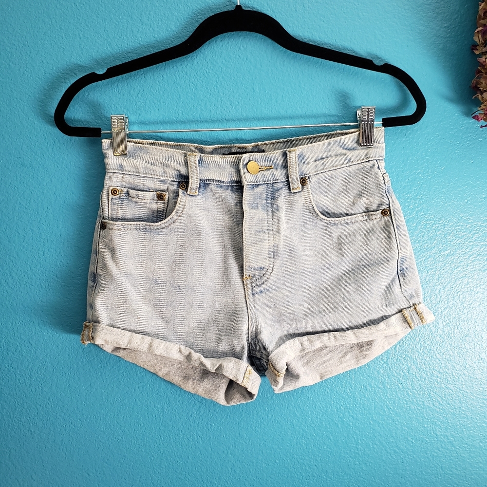 Forever 21 denim button up shorts
